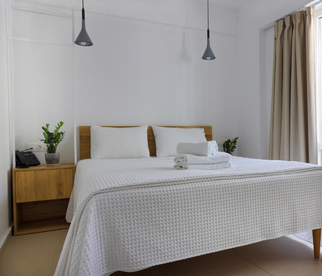 Sea Breeze Hotel (Adults Only) 헐소니소스 외부 사진