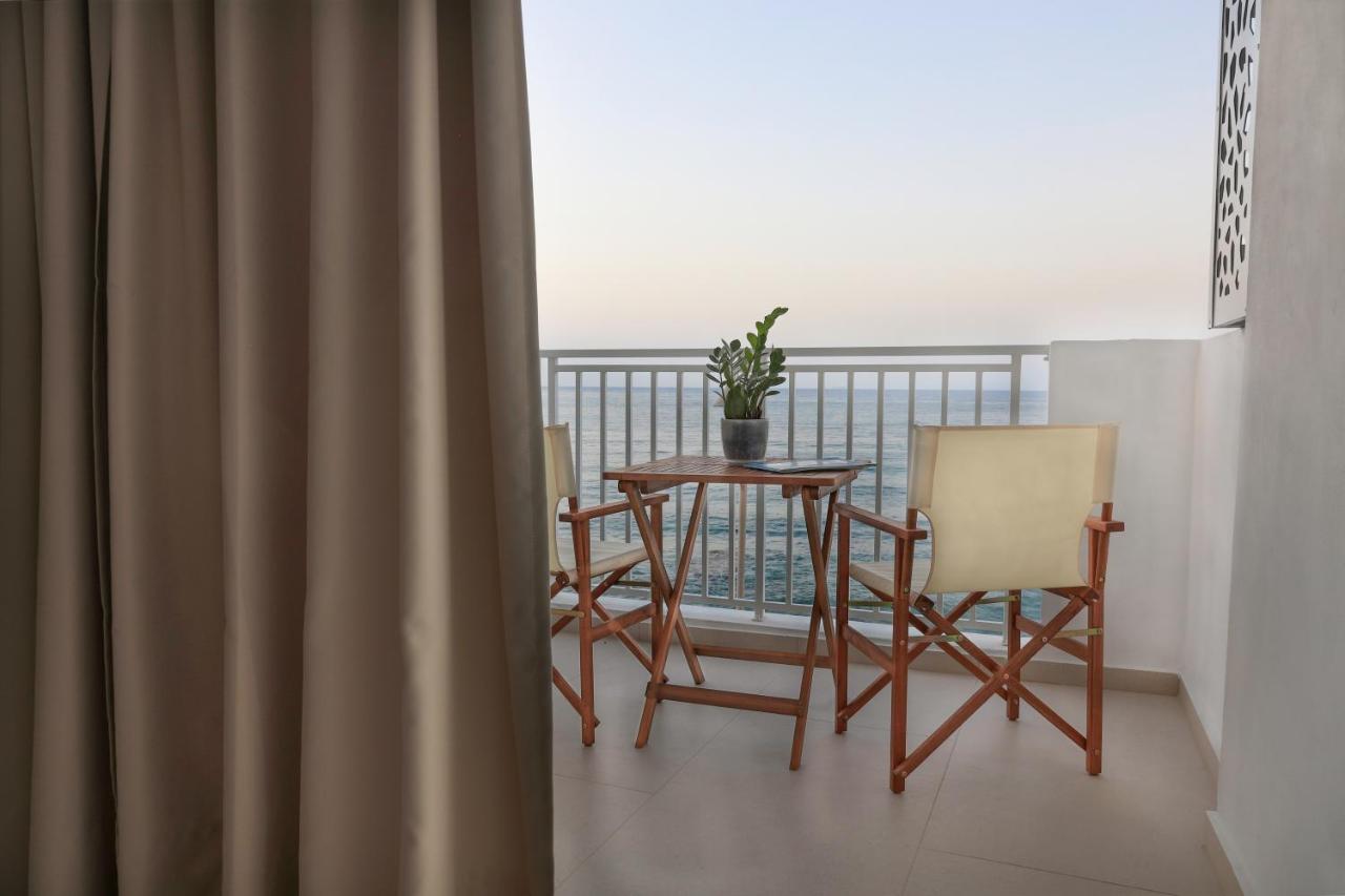 Sea Breeze Hotel (Adults Only) 헐소니소스 외부 사진